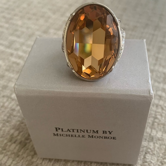 NWT Michelle Monroe Ring size:7 - Picture 2 of 3